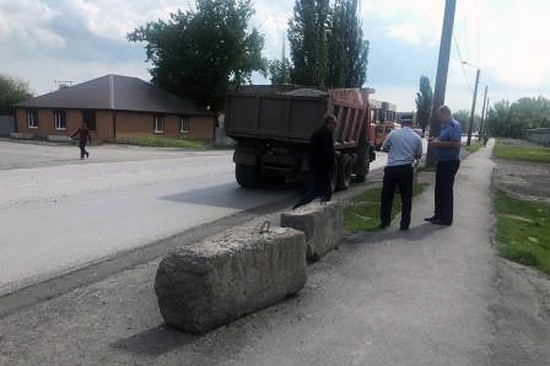В г. Шахты штрафуют за перевозку сыпучих грузов
