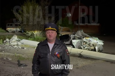 Погибла 21-летняя девушка в ДТП в Красном Сулине: Volkswagen влетел в столб