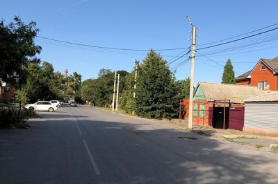 В г. Шахты незаконно собирают деньги за парковку около центрального рынка