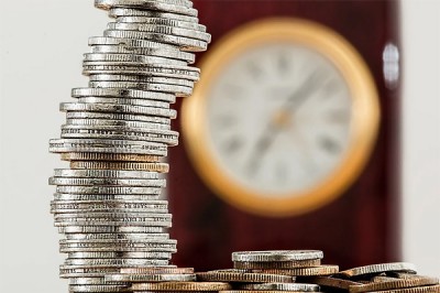Разрешили вернуться на работу охранникам и бухгалтерам организаций