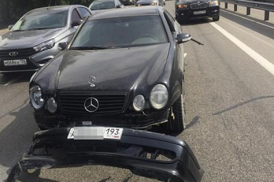 ДТП на трассе М-4 «Дон»: столкнулись BMW X6, Mercedes Benz и фура