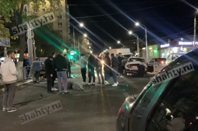 В Шахтах серьезное ДТП на улице Советской: есть пострадавшие
