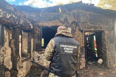 Погибли женщина и трое мужчин на пожаре в Ростовской области