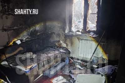 Из-за поджога в 9-этажке в Ростове погиб парень, его мать госпитализирована