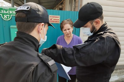 В Шахтах придется выходить из дома с паспортом