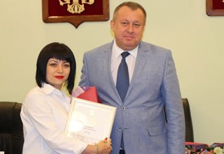 В г. Шахты наградили лучших предпринимателей года