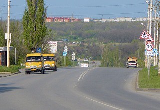 8 остановок в г. Шахты оборудовали новыми павильонами, на очереди еще 3