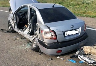 Из-за обгона справа столкнулись 3 авто на трассе М4 между г. Шахты и Ростовом, пострадали 7 человек