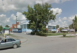 Впритык к автовокзалу г. Шахты строят супермаркет