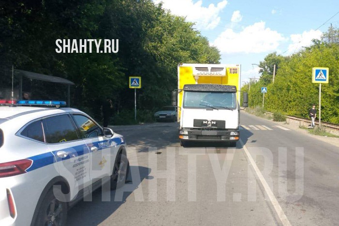 Грузовик MAN задавил женщину на «зебре» в Новочеркасске