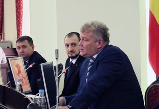 Максим Щаблыкин возьмет к себе в помощники депутата Госдумы лучшего из молодежи г. Шахты