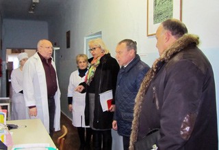 Больницу в поселке Майском г. Шахты пообещали не закрывать