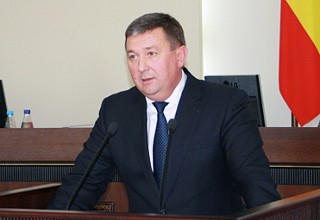 Одиночный пикетчик в г. Шахты требует отставки главы администрации Игоря Медведева