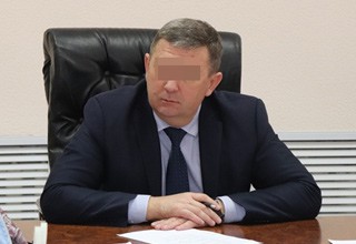 Экс-главу администрации г. Шахты подозревают в «крышевании» рынка