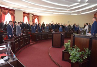 Разнос работы Администрации г. Шахты депутатами сити-менеджер не послушал