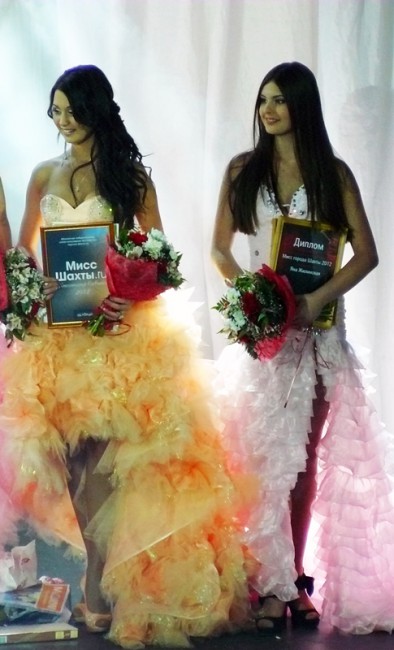 Мисс Шахты.RU 2012 Анастасия Савина и Яна Жилинская