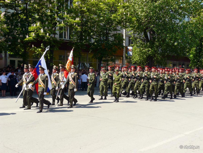 5 мая 2012 г., парад в городе Шахты - Шахты